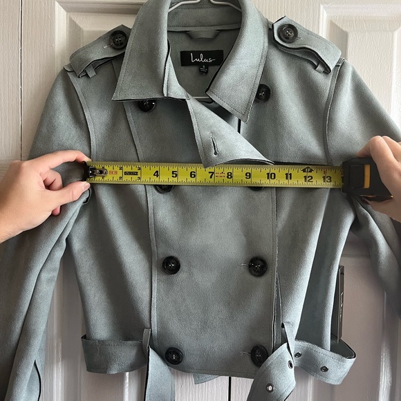 Lulu’s Edinburgh Slate Blue Suede Cropped Trench Coat - size small - Picture 7 of 9